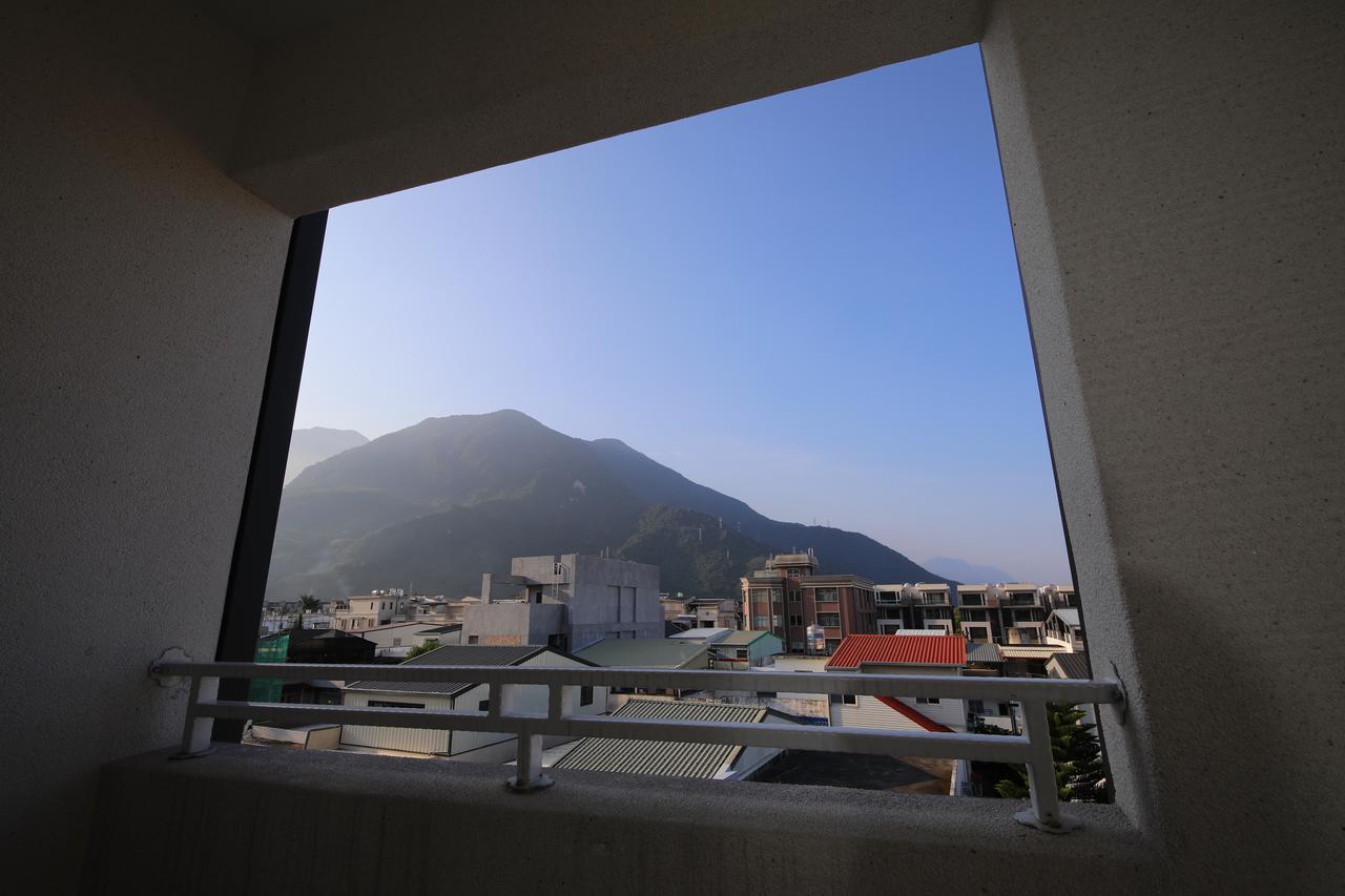 五葉松民宿-電梯民宿 近慈濟中小學及慈科大及人社院 Хуалянь Екстер'єр фото
